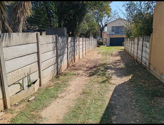 4 BEDROOM HOUSE FOR SALE IN BLOUBOSRAND
